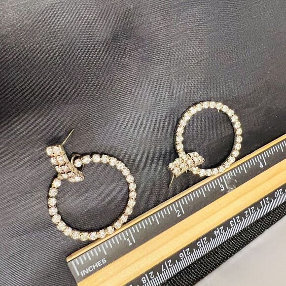 Huge Vintage Rhinestone Earrings Runway Diva Sparkling Fancy Drop Silver 1192 - Picture 6 of 9